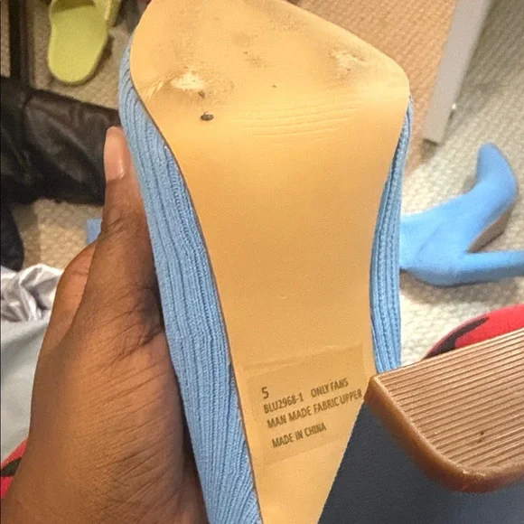 EGO Light Blue Ribbed Pointed Toe Heels - Picture 5 of 6